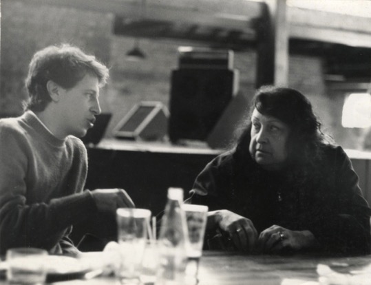 Marcelo e Lina no restaurante do Sesc Pompeia , 1984. Foto Sergio Gicovate