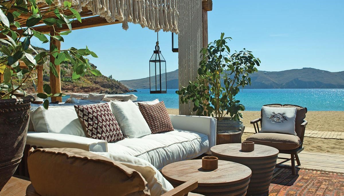O lounge do Principote fica a poucos metros de distância do mar (Foto: reprodução site Travel Modus)