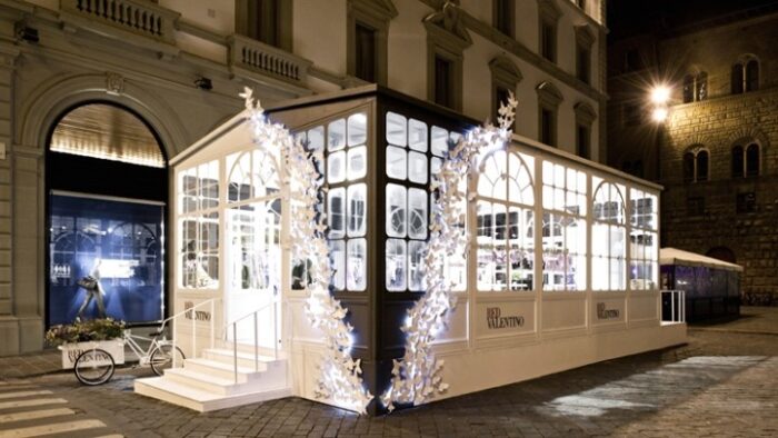 red_valentino_pop-up_store