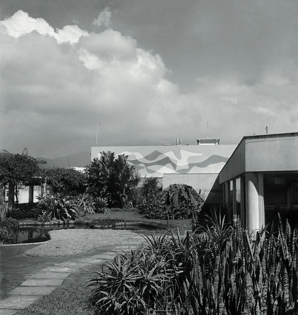 Terraço do Instituto de Resseguros do Brasil. 