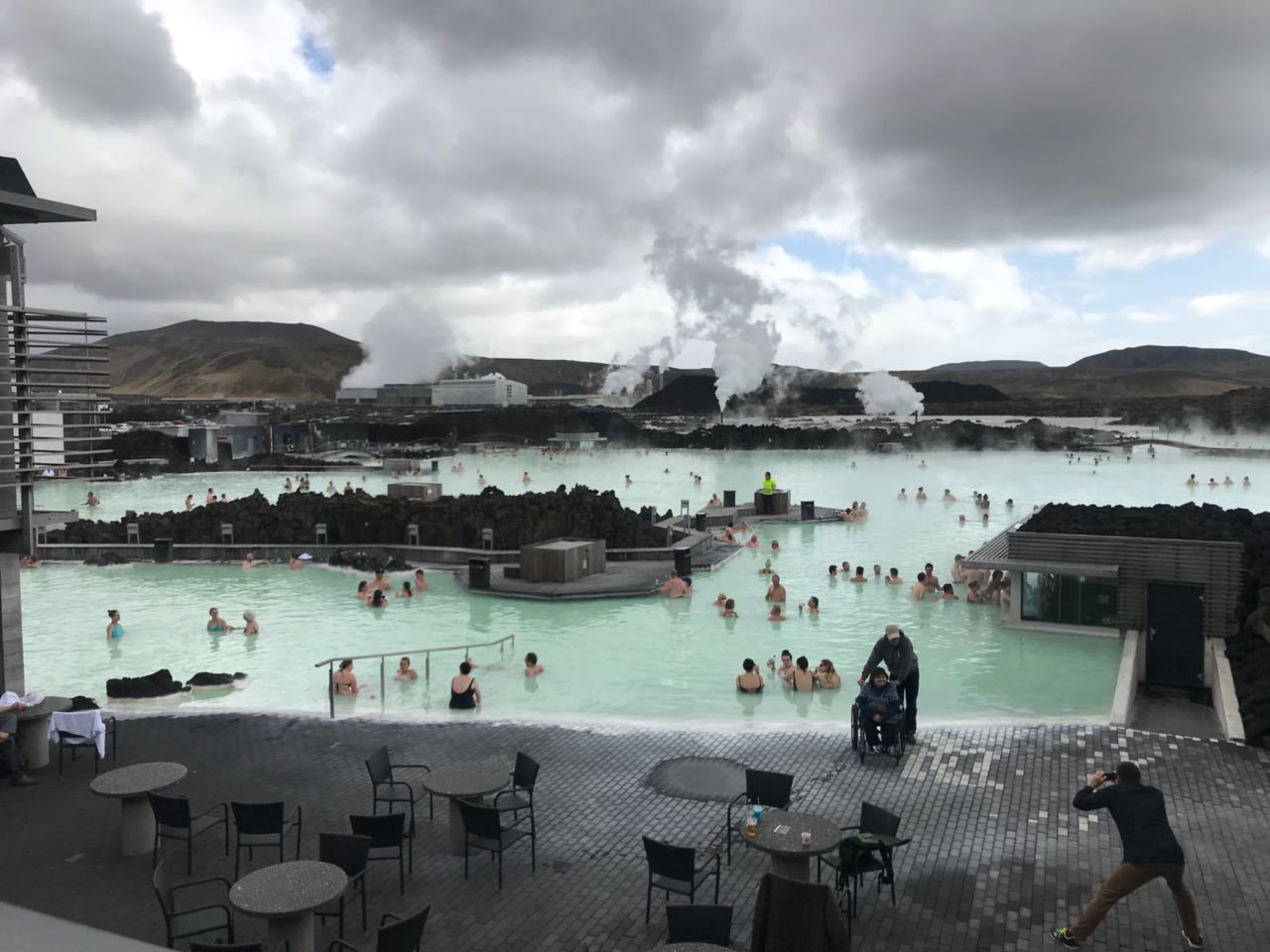 Lagoa Azul, na Islândia: piscina artificial aquecida pelo calor que sai do vulcão (Foto: Coletivo Criativo Portobello)