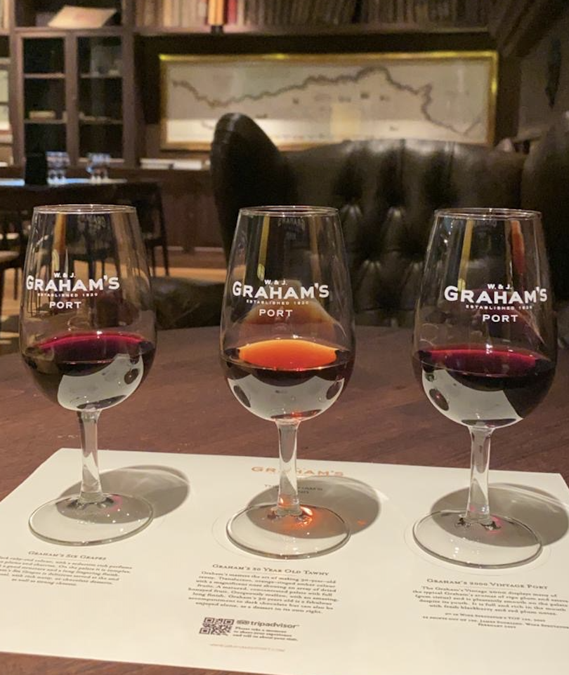 Degustação de diferentes idades de vinho do Porto (Foto: Paulo Pusset)