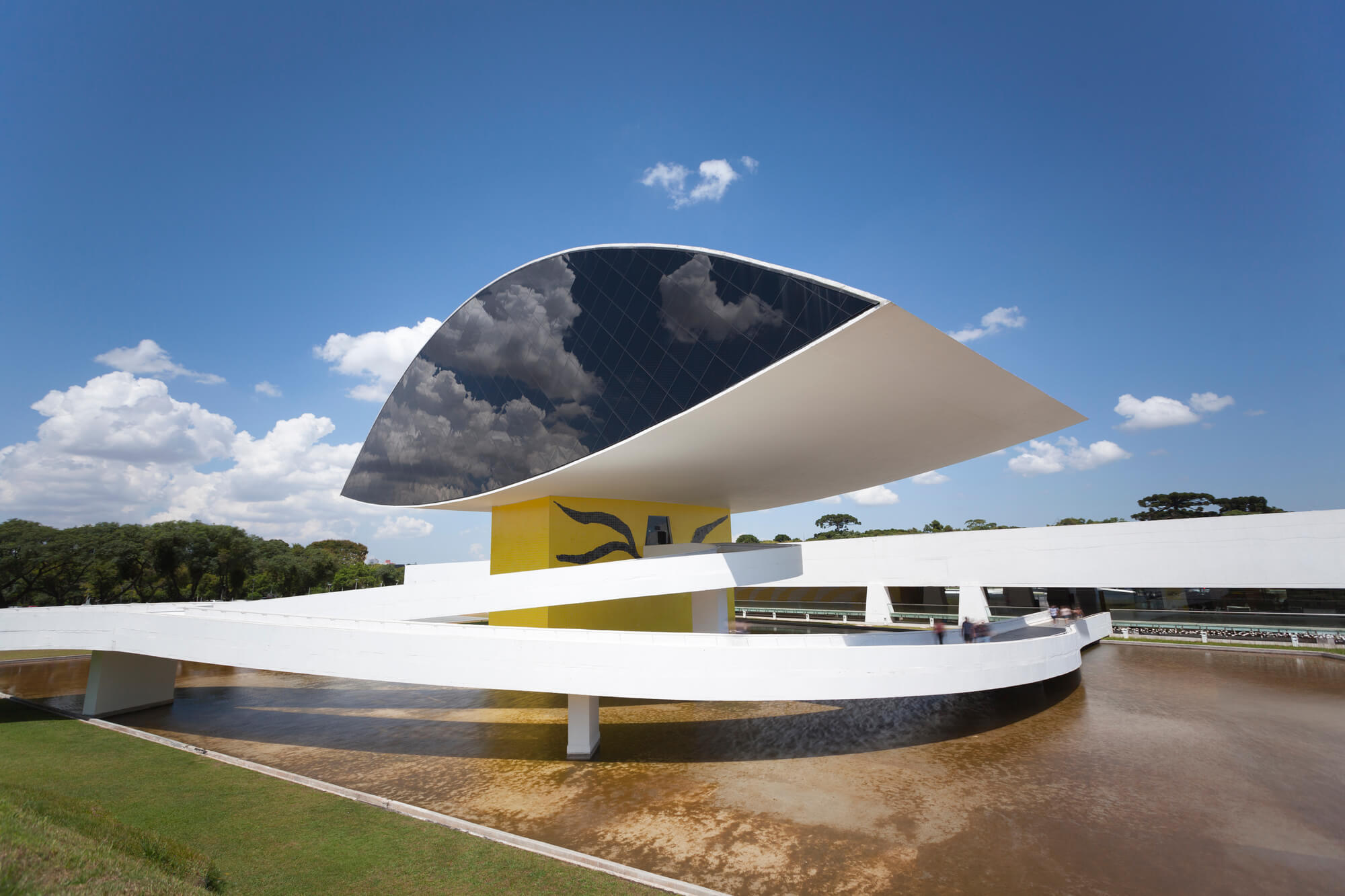Uma mistura de referências: 7 características da arquitetura brasileira