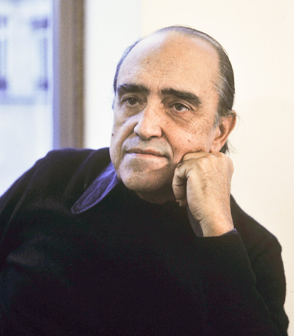 Oscar Ribeiro de Almeida Niemeyer Soares Filho