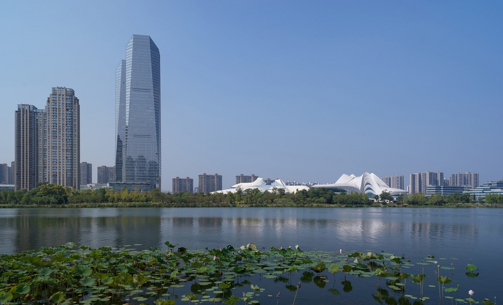 Arquitetura Futurista - O Changsha Meixihu International Culture and Art Centre fica às margens do Lago Meixi (Foto: Zaha Hadid Architects)
