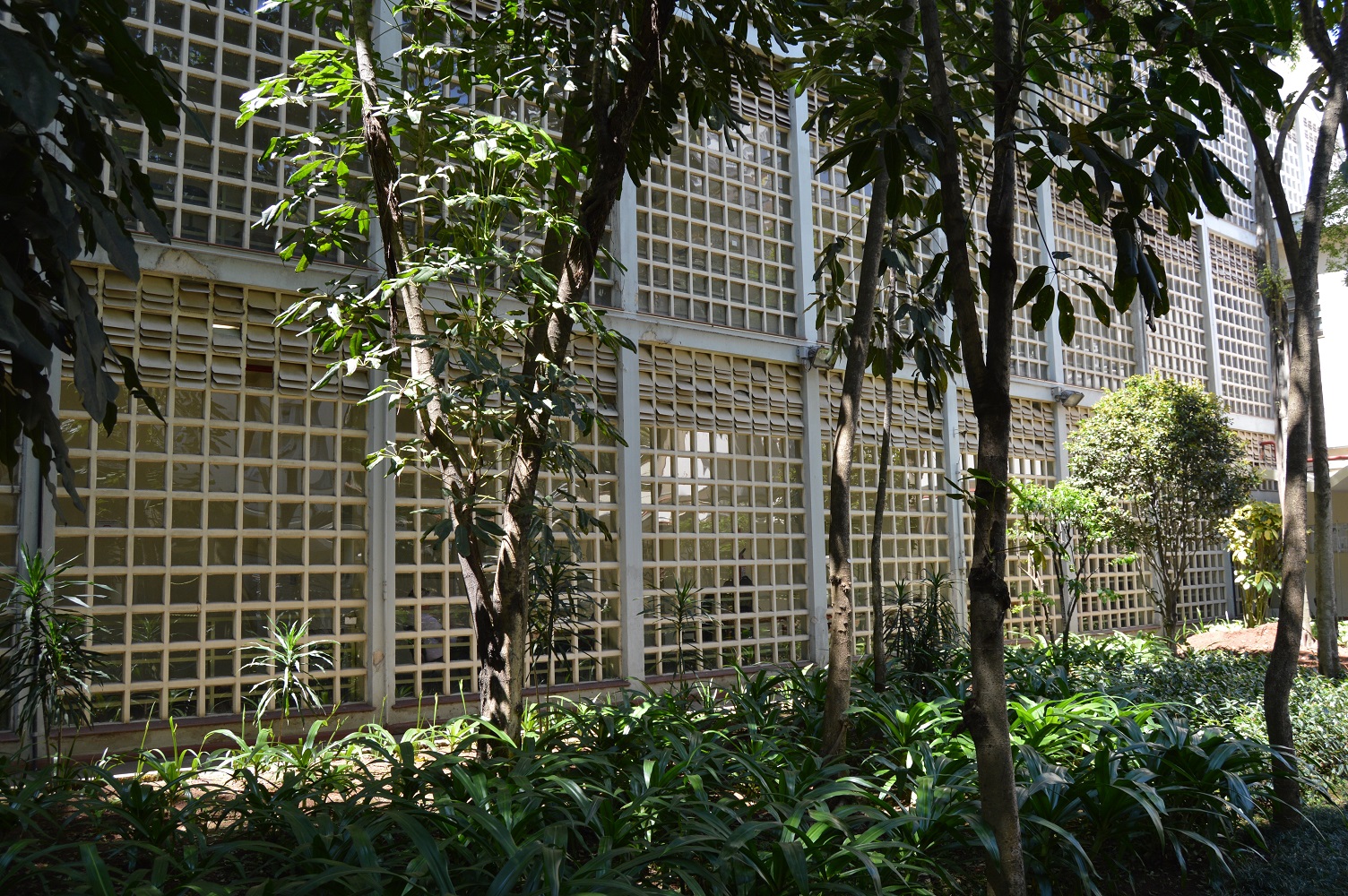 A sede do Instituto Sedas Sapientiae é uma referência da arquitetura contemporânea (Foto: Ana Júlia Cano)