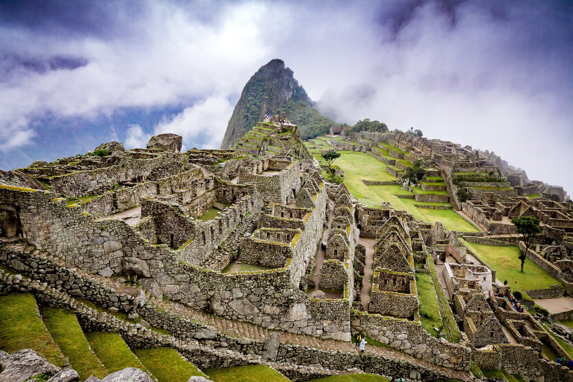 A altura da cidade de Machu Picchu permitiu a preservação da arquitetura inca