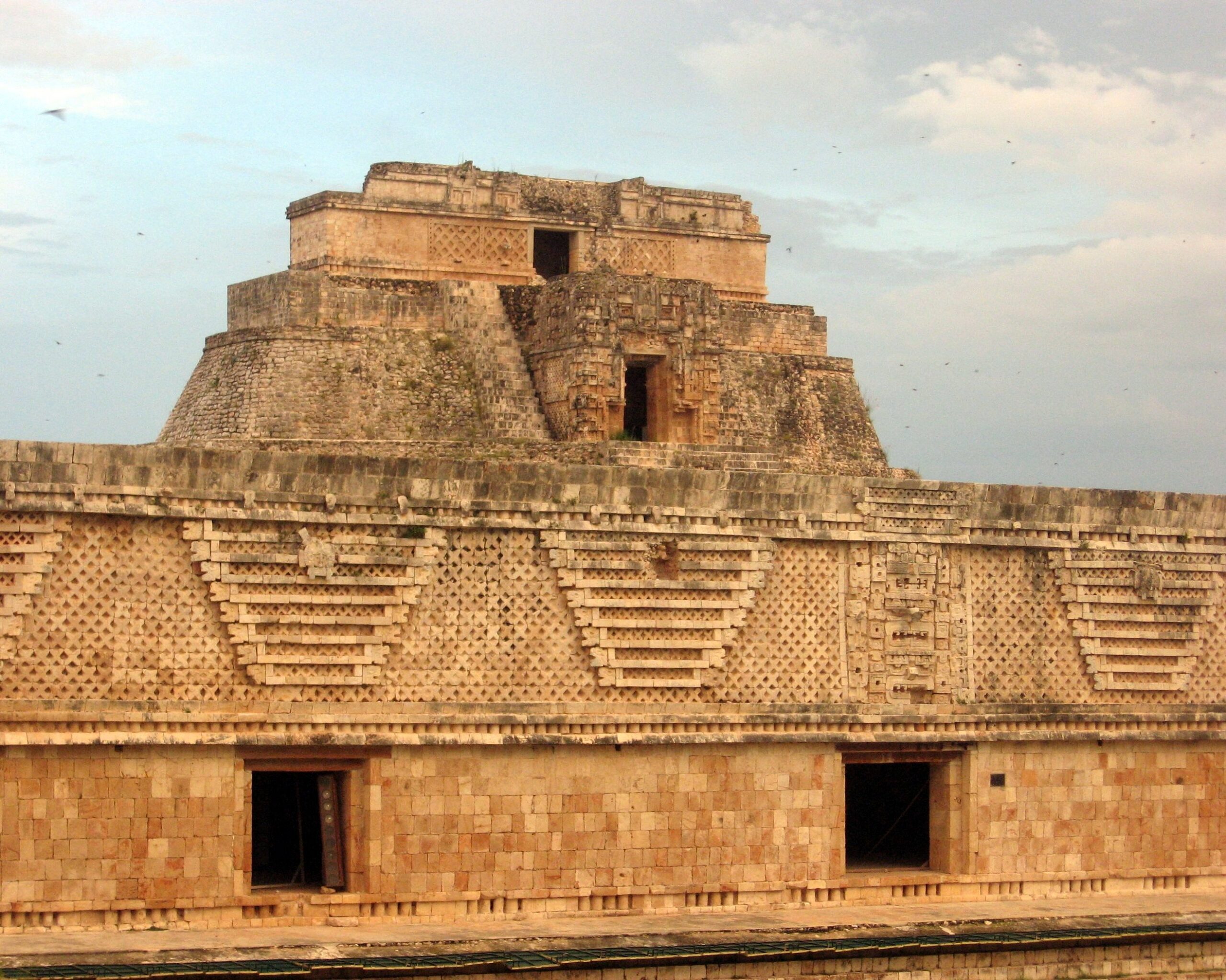 Edifício nas ruínas de Uxmal, no México