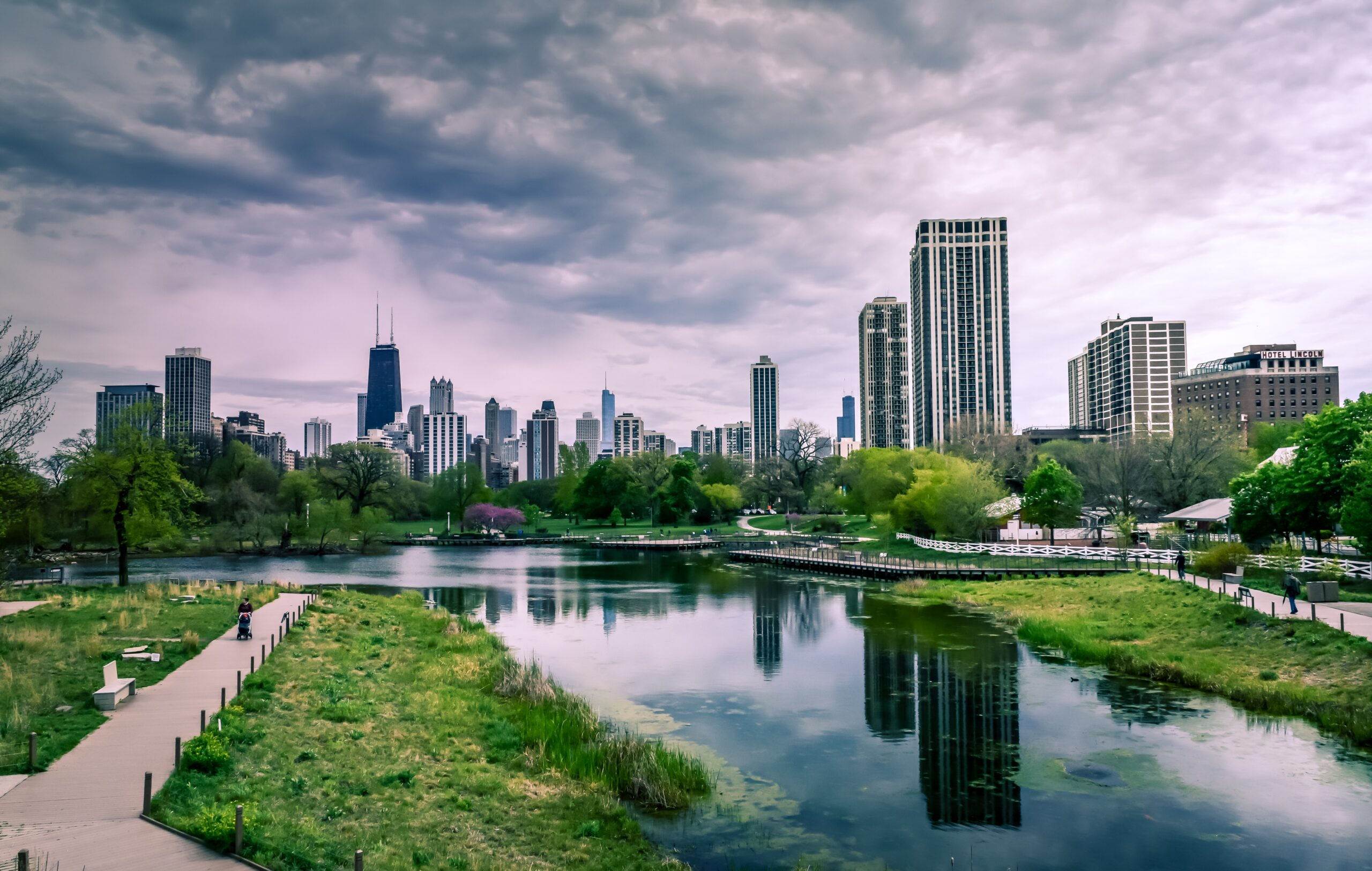 Incorporar áreas verdes é uma maneira de transformar nossas cidades, como neste exemplo de Chicago, nos Estados Unidos