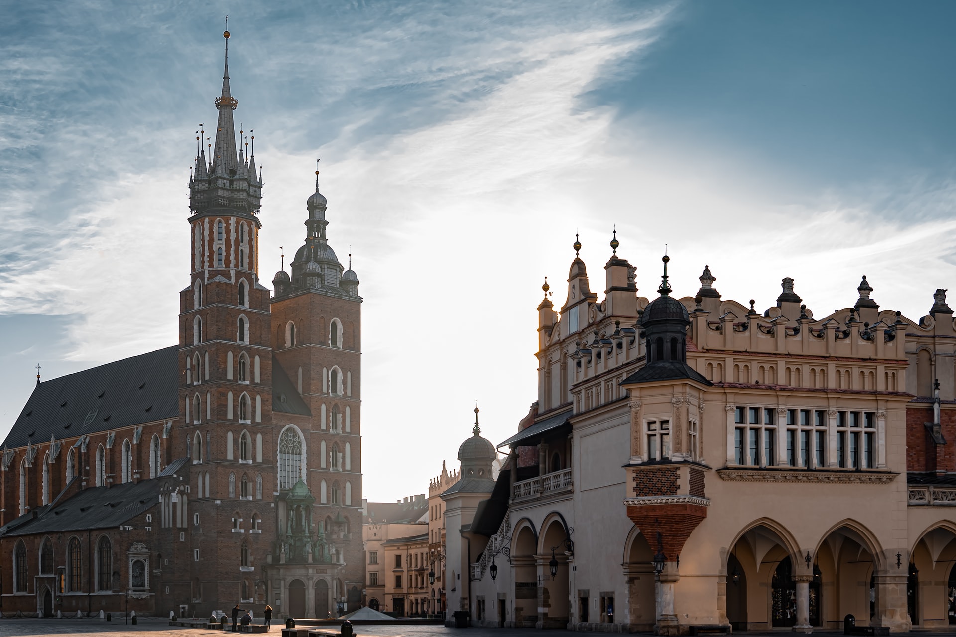 Algumas das construções renascentistas e góticas mais bem preservadas da Europa estão na Cracóvia, antiga capital do país
