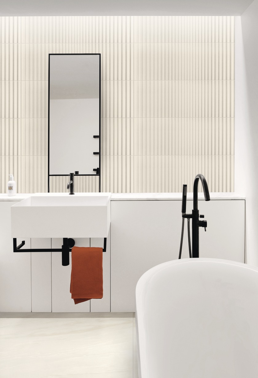 A monoporosa é perfeita para o banheiro, ajudando a adicionar contraste, movimento ou amplitude ao seu décor