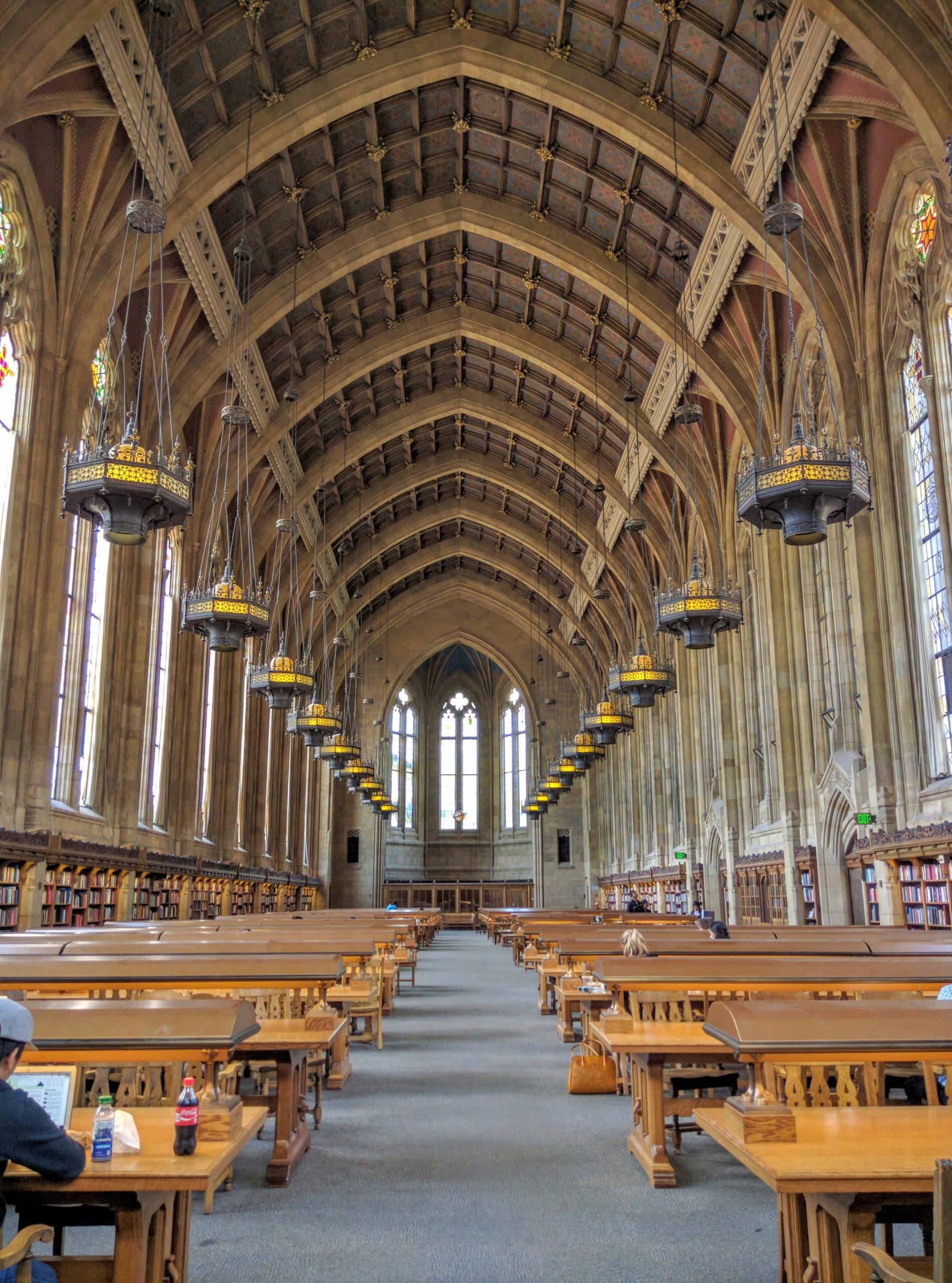 Biblioteca da Universidade de Washington, onde Sutton deu aulas como professora emérita 