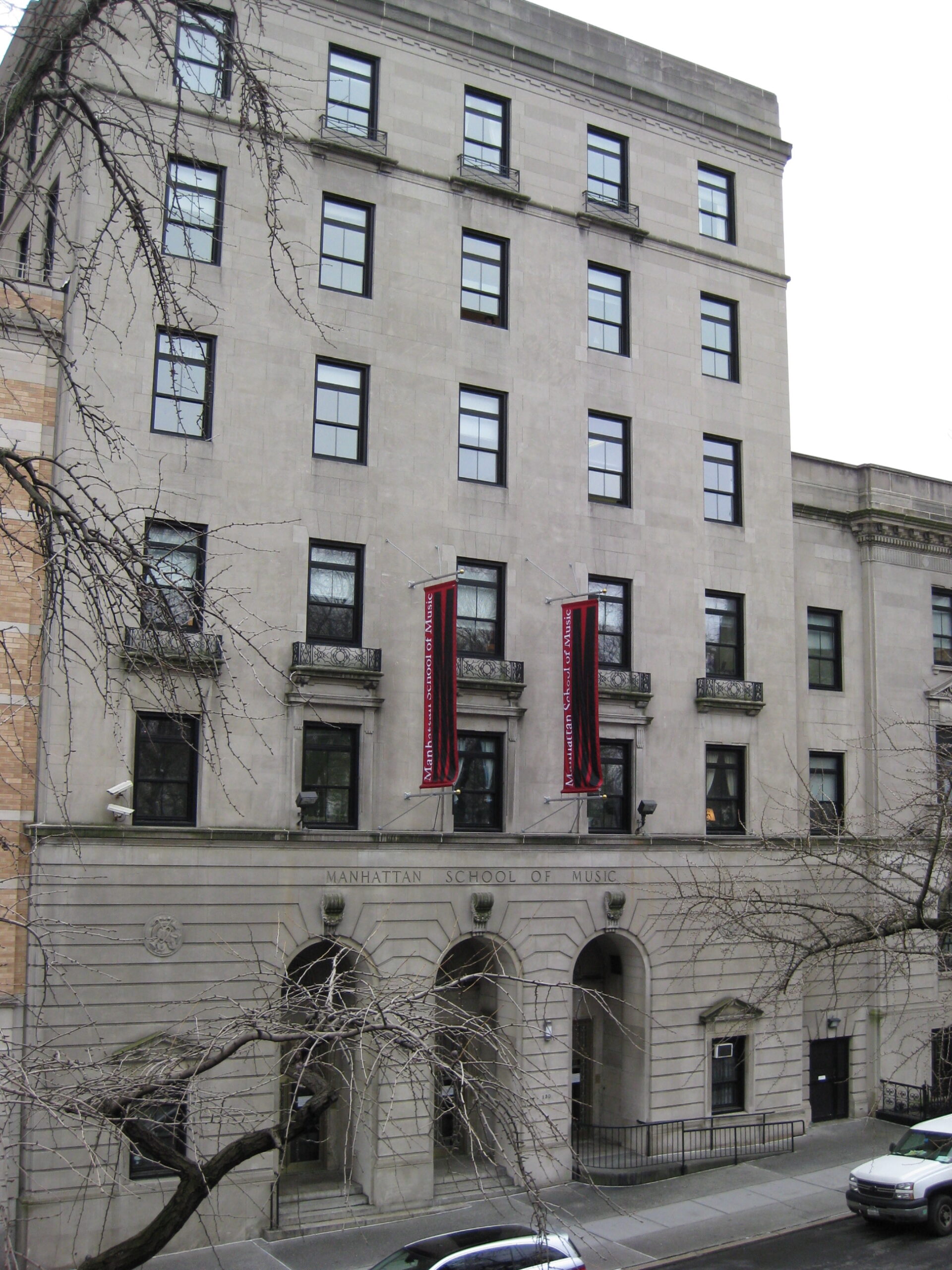 Edifício da Escola de Música de Manhattan conserva sua construção original, de 1917 