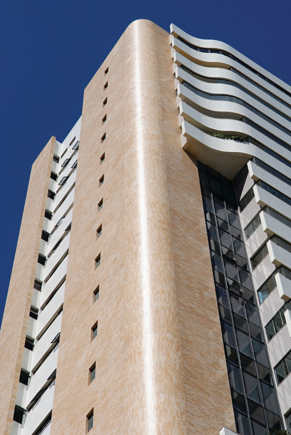 Expansão do mercado imobiliário no Brasil é oportunidade para arquitetos e urbanistas