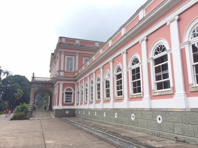 Detalhes do exterior do Palácio Imperial, parte do complexo do Museu Imperial