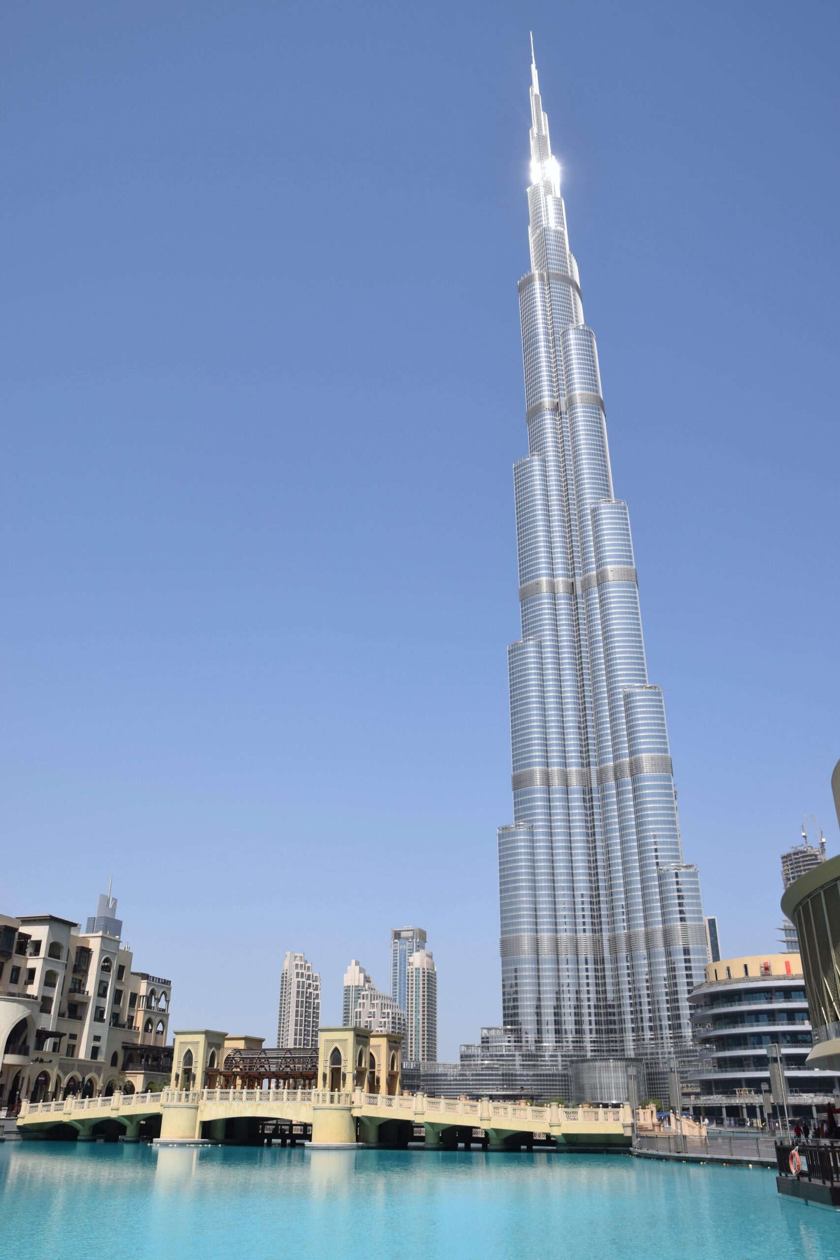 Arquitetura futurista,  Burj Khalifa, Dubai, Emirados Árabes Unidos