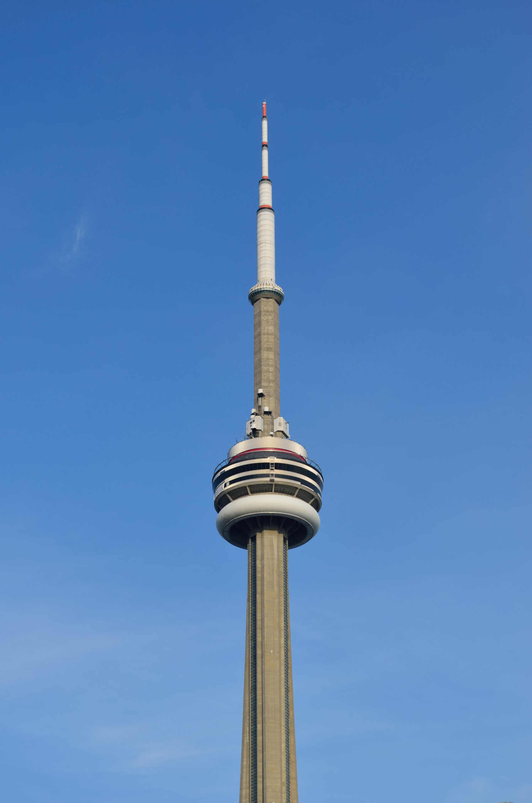Arquitetura futurista, CN Tower, Toronto, Canadá