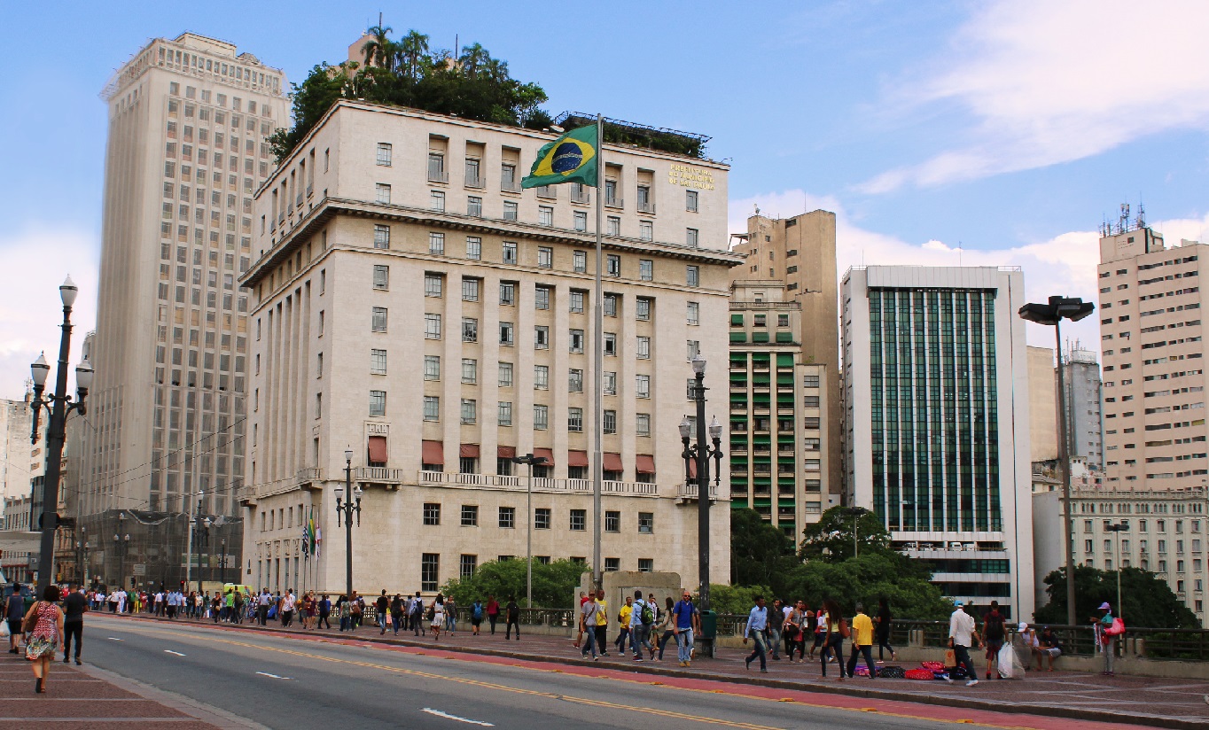 Edifício Matarazzo tem um dos maiores telhados verdes de São Paulo