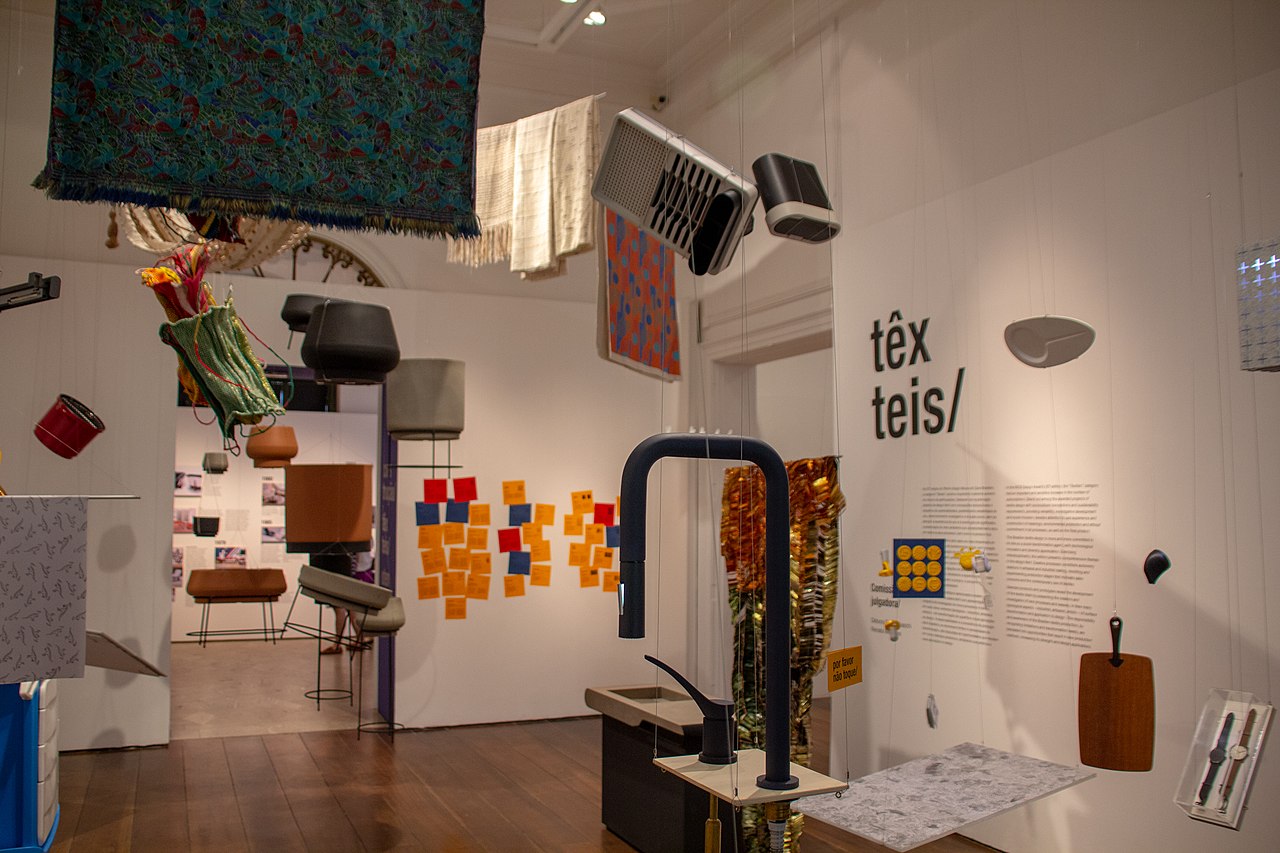 O acervo do Museu da Casa Brasileira guarda a história e a evolução dos móveis e têxteis do Brasil