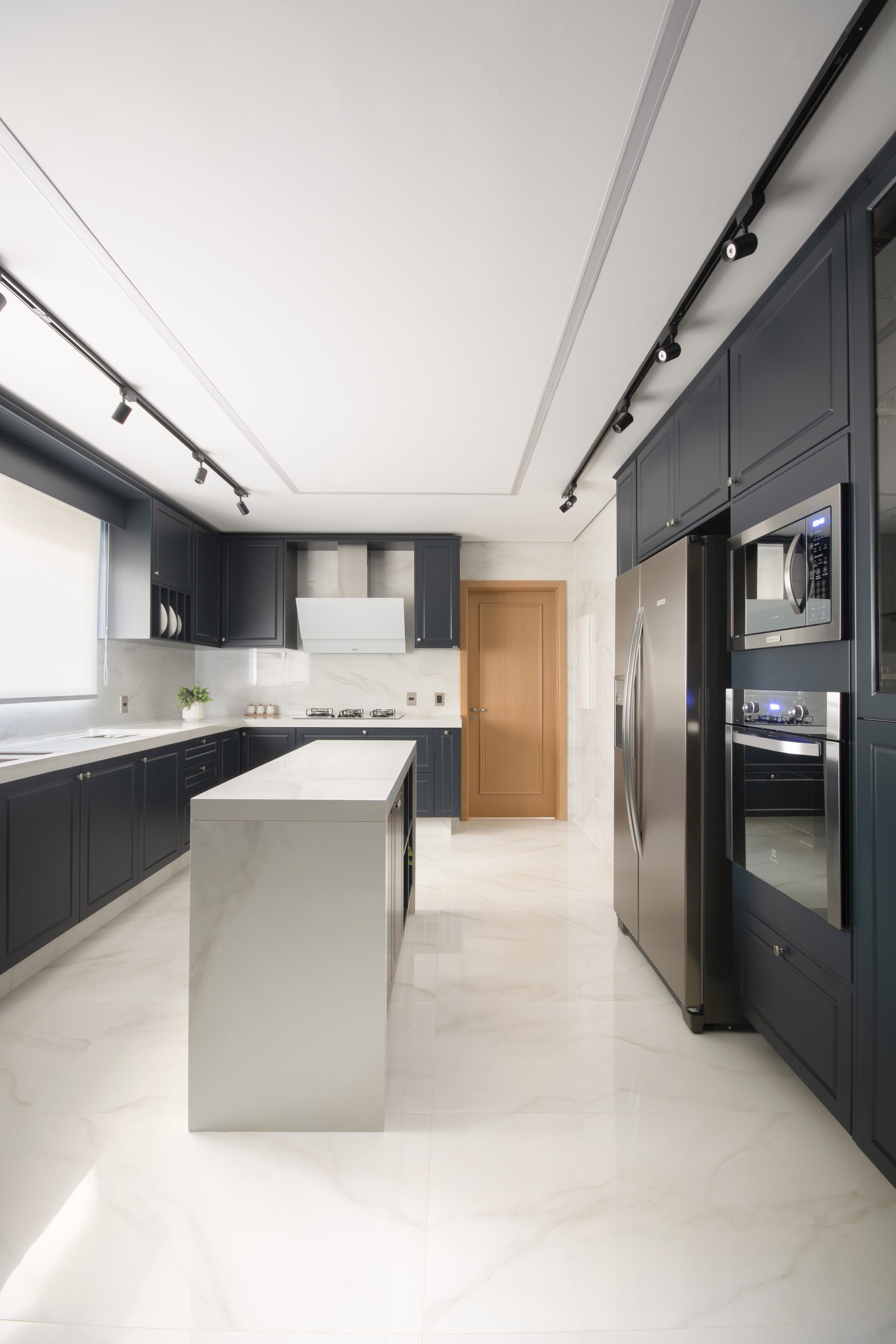 Cozinha é um dos primeiros ambientes para organizar após a mudança residencial