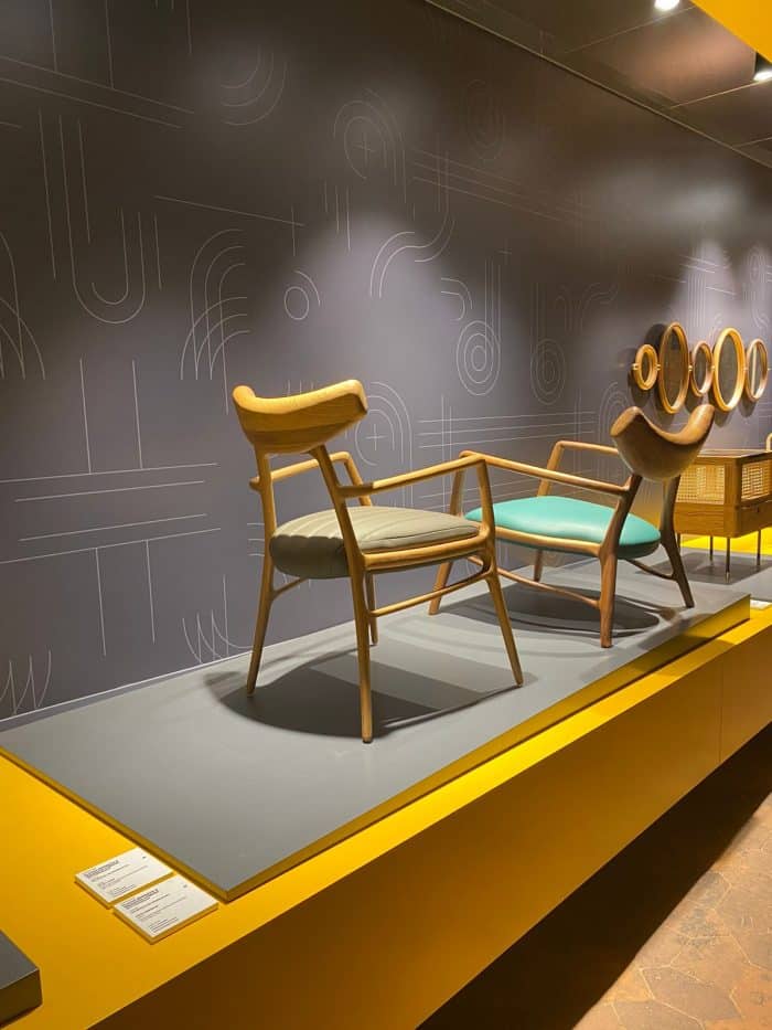 cadeiras salão do móvel de milão