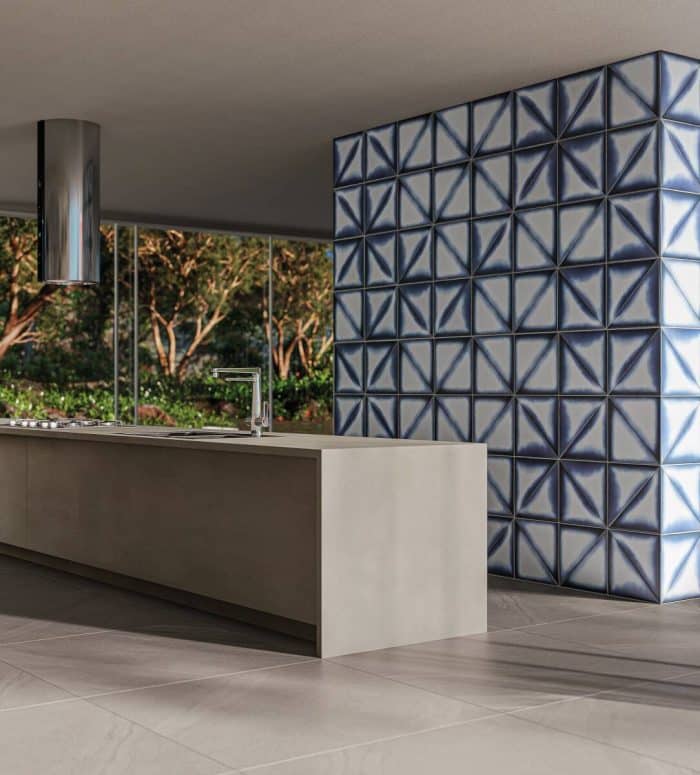 parede com revestimento shibori, criação da designer italiana Paola Navone em parceria com a Portobello