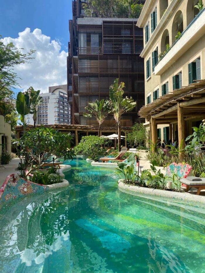 The Emerald Garden Pool & Bar: inspiração nas piscinas cristalinas de Bonito 