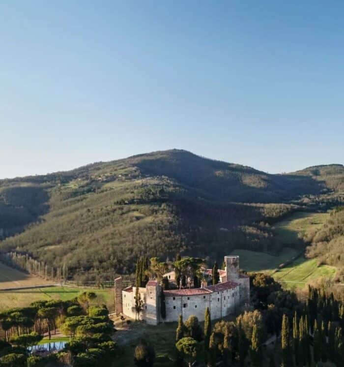 Imagem aérea do Hotel Castello di Reschio
