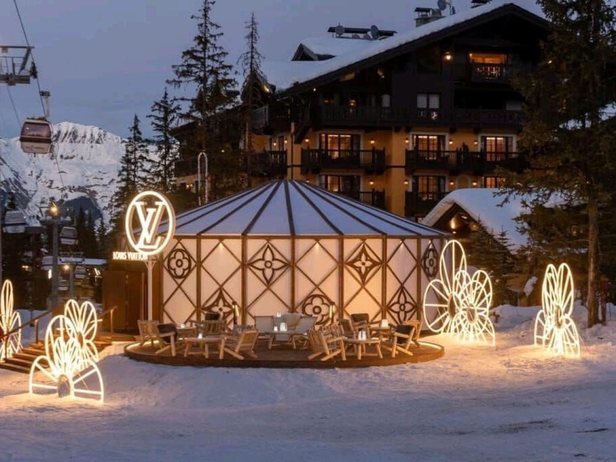 Pop-up store da grife Louis Vuitton nas montanhas de Courchevel