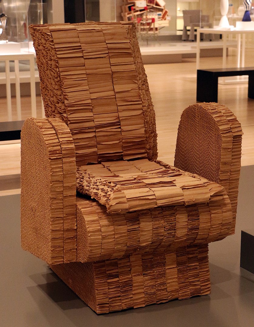 Frank Gehry, mobiliário