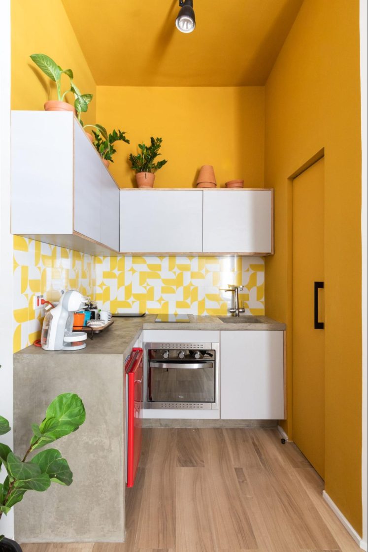 azulejo amarelo na cozinha amarelo