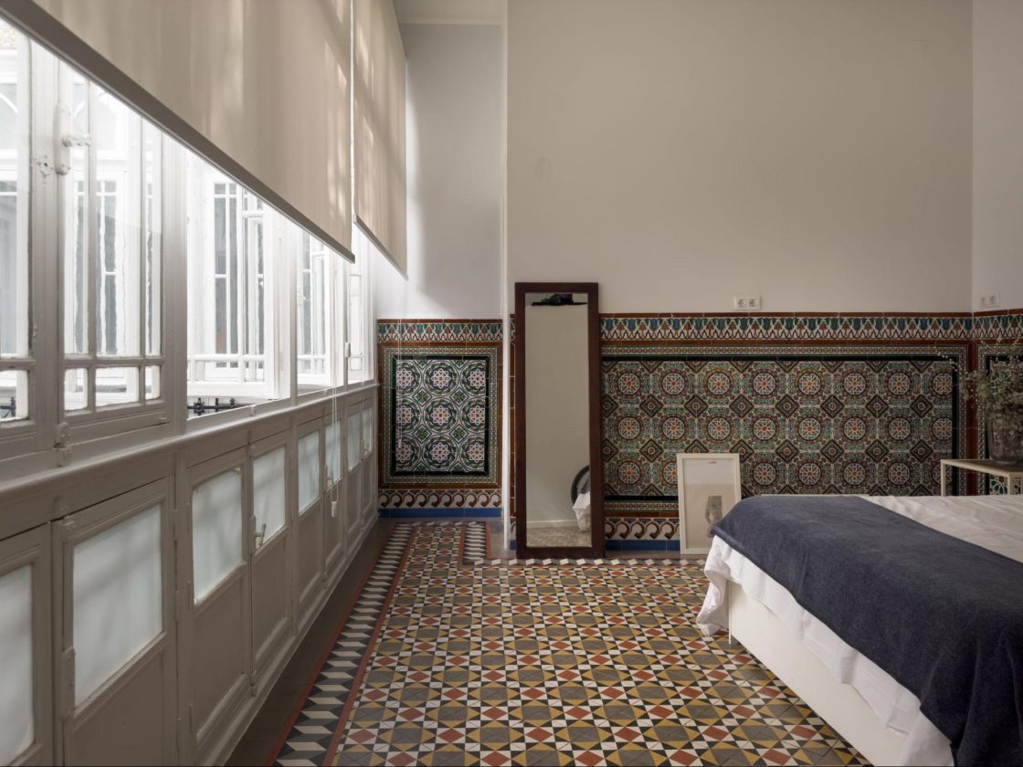 quarto com azulejos de andaluzia
