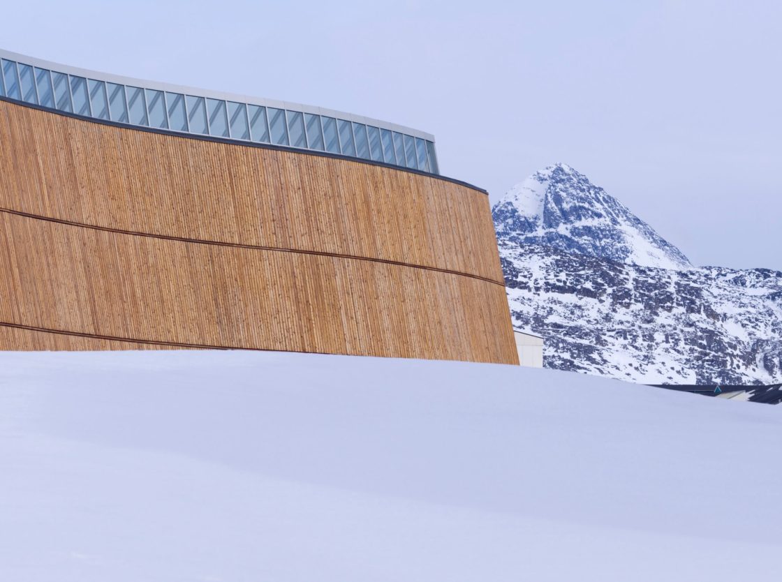 Katuaq Cultural Centre, em Nuuk, na Groenlândia de SHL Architects