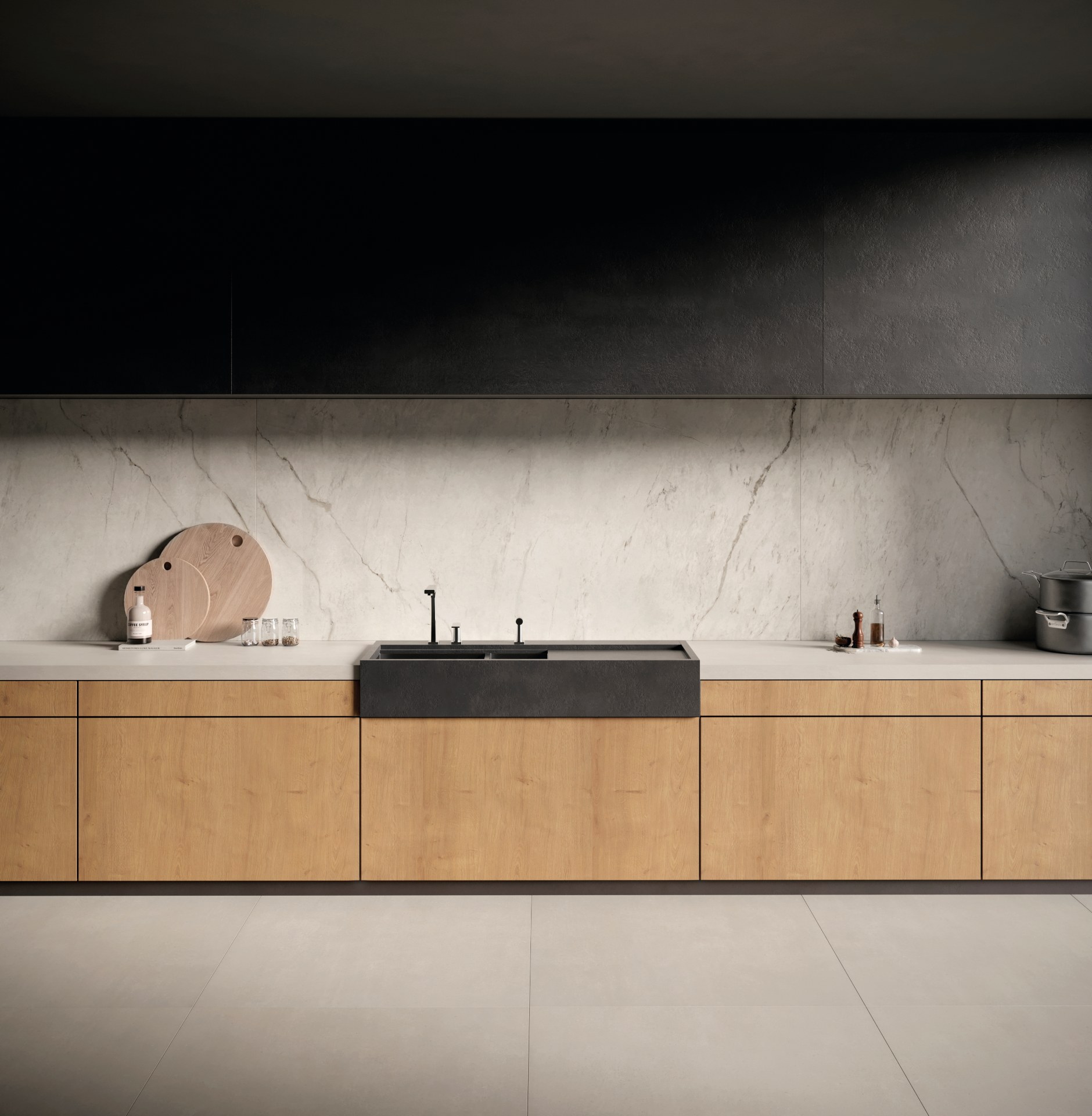 Cozinha minimalista em tons de cinza, bege, preto e madeira