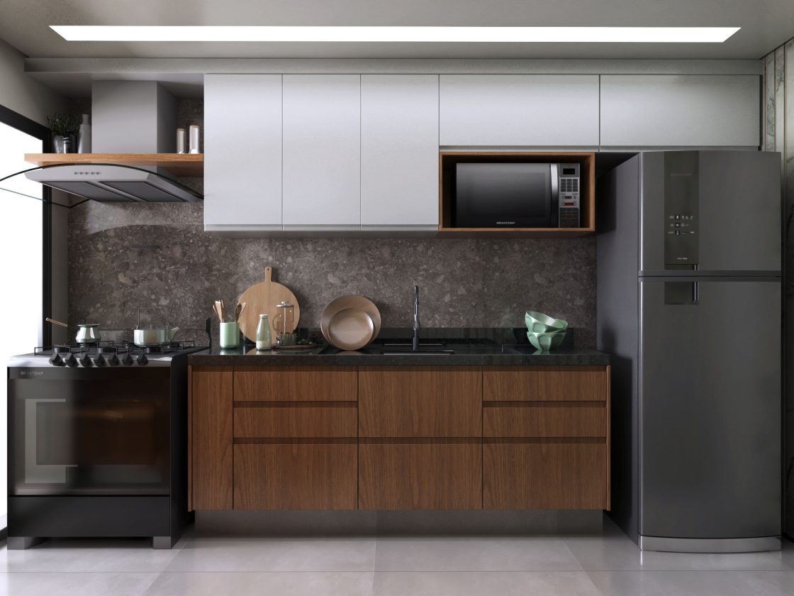 Cozinha linear compacta com armários em marrom e branco e backsplash cinza