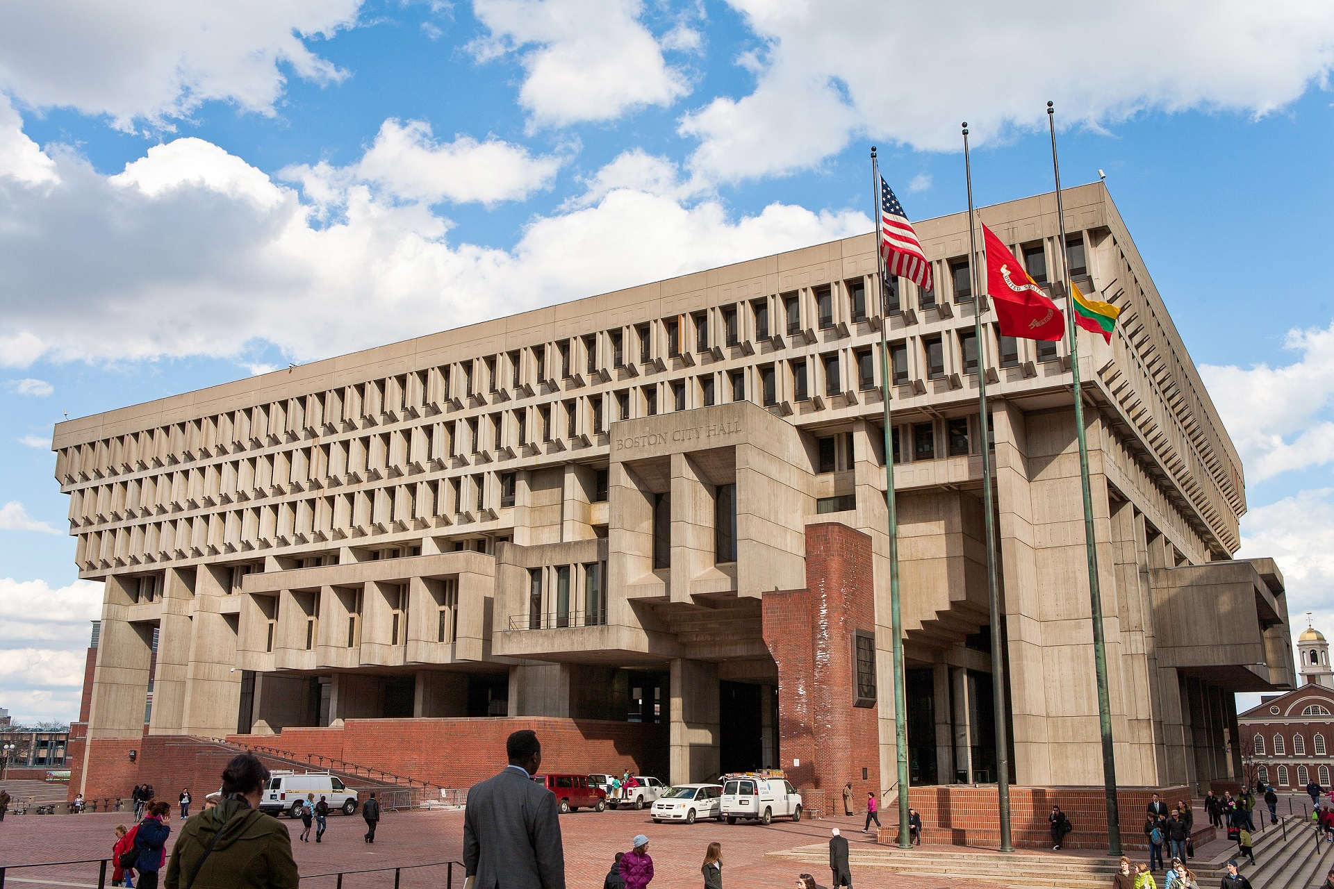 prefeitura de boston com referência na arquitetura brutalista