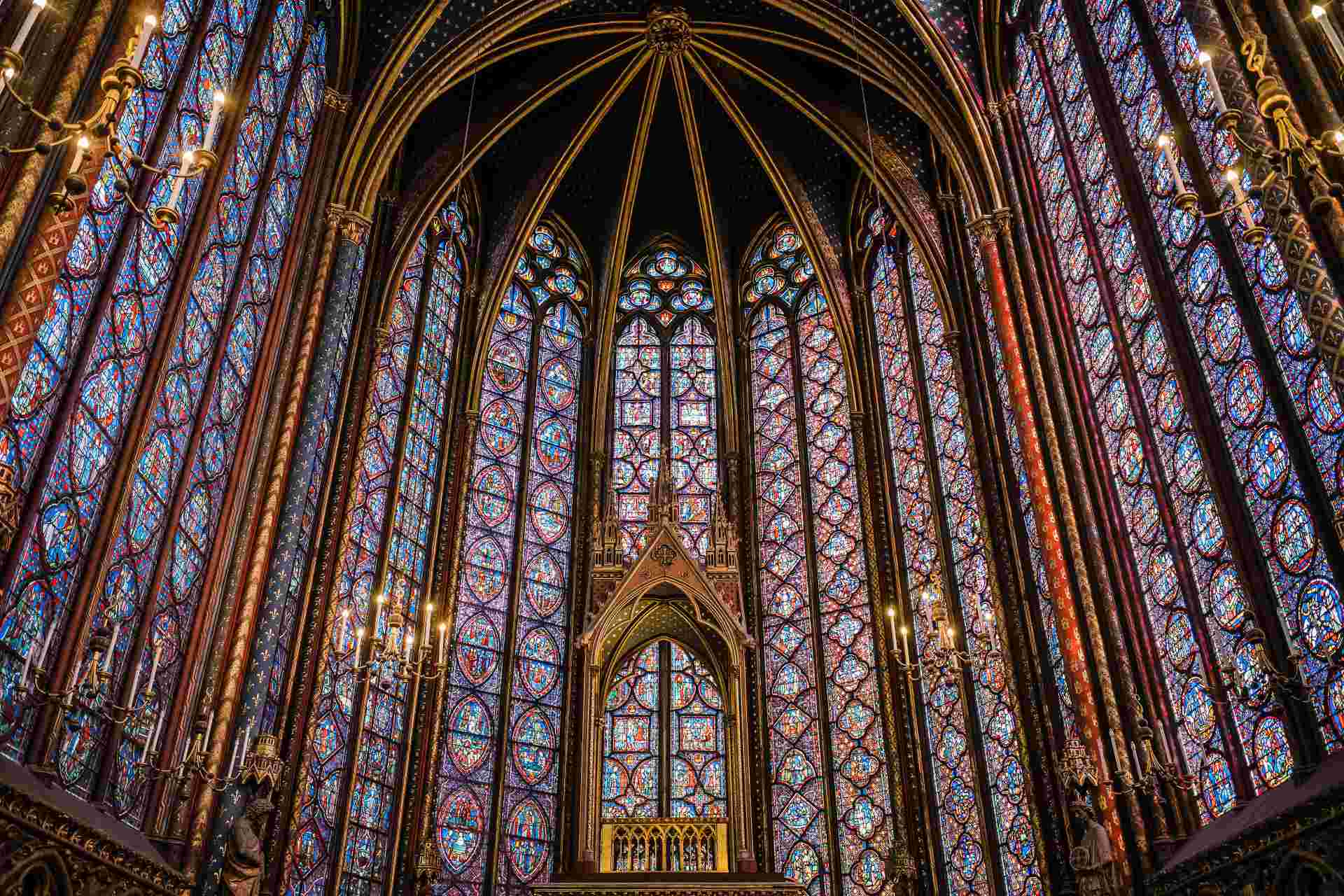 Interior da capela de Sainte-Chapelle