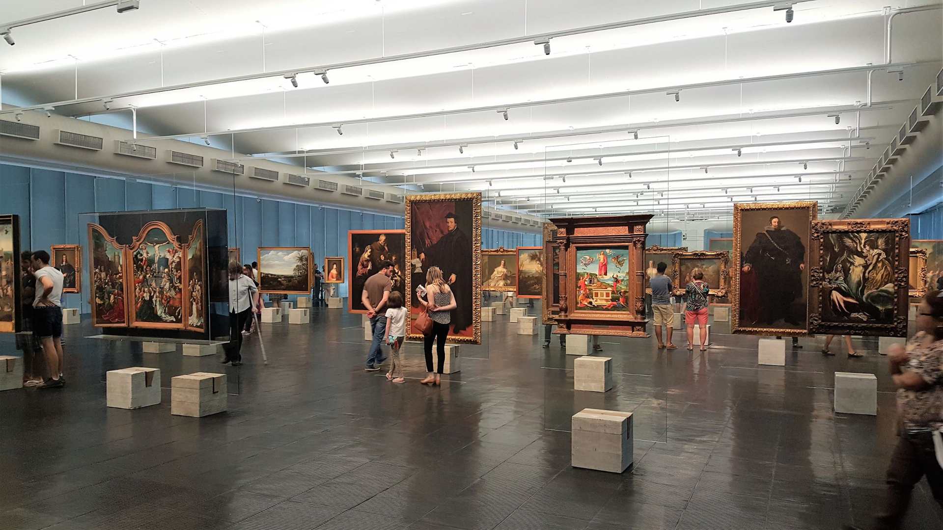 Exposição do acervo permanente do MASP