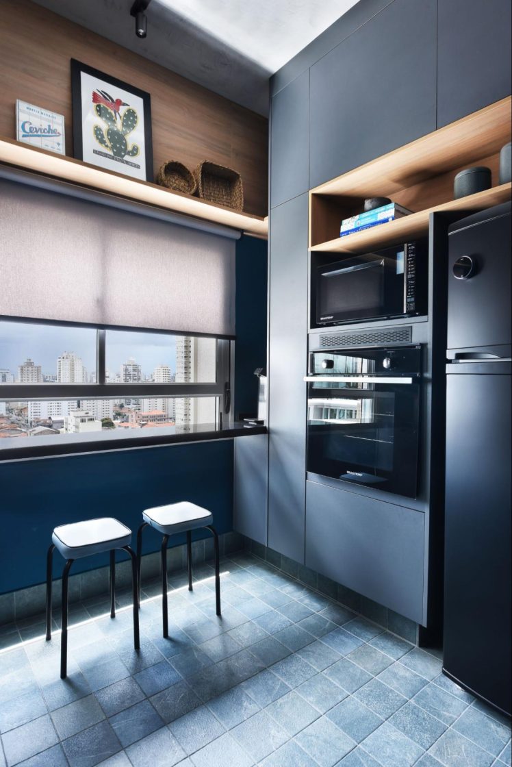 cozinha com piso azul