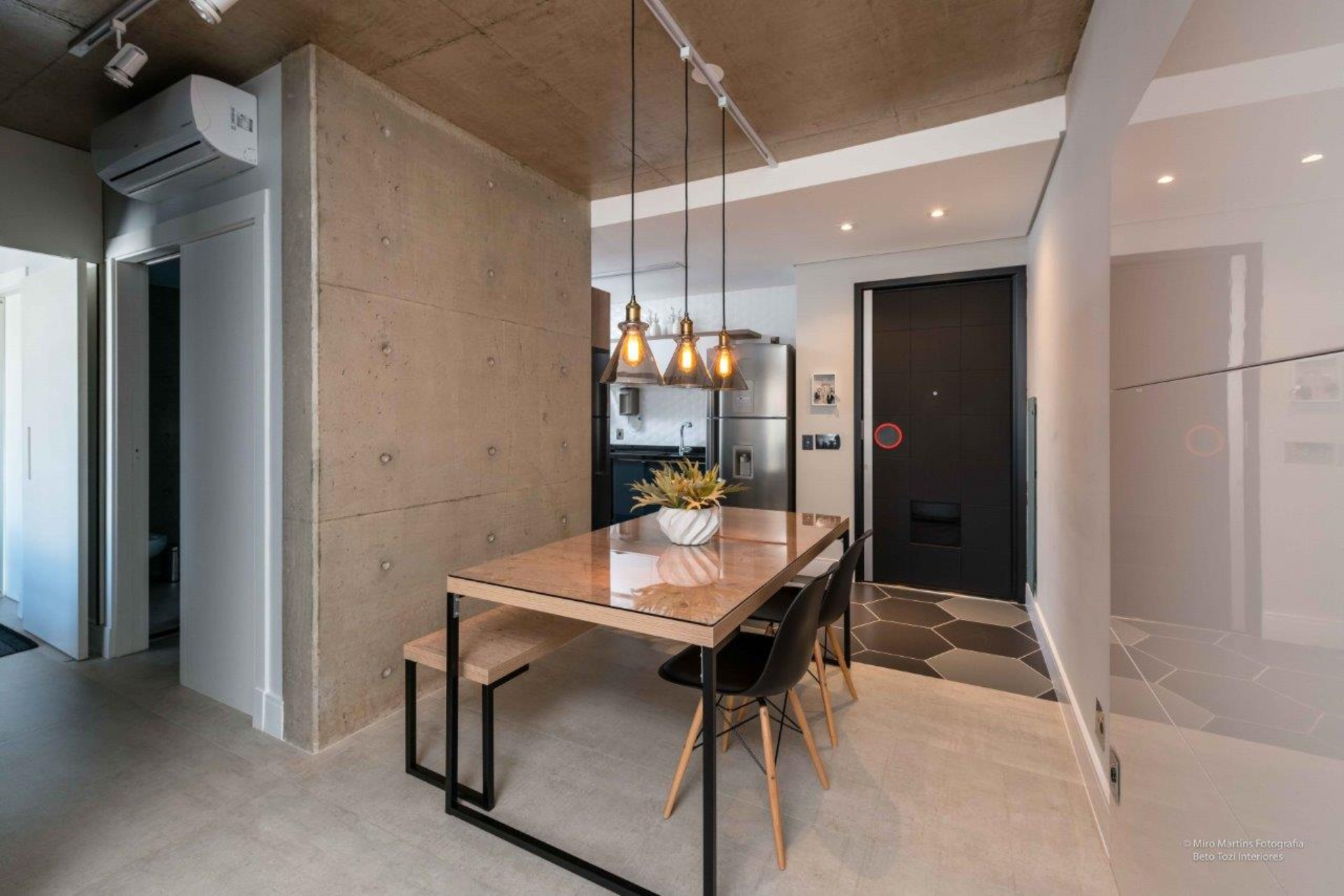 Sala de jantar no estilo industrial