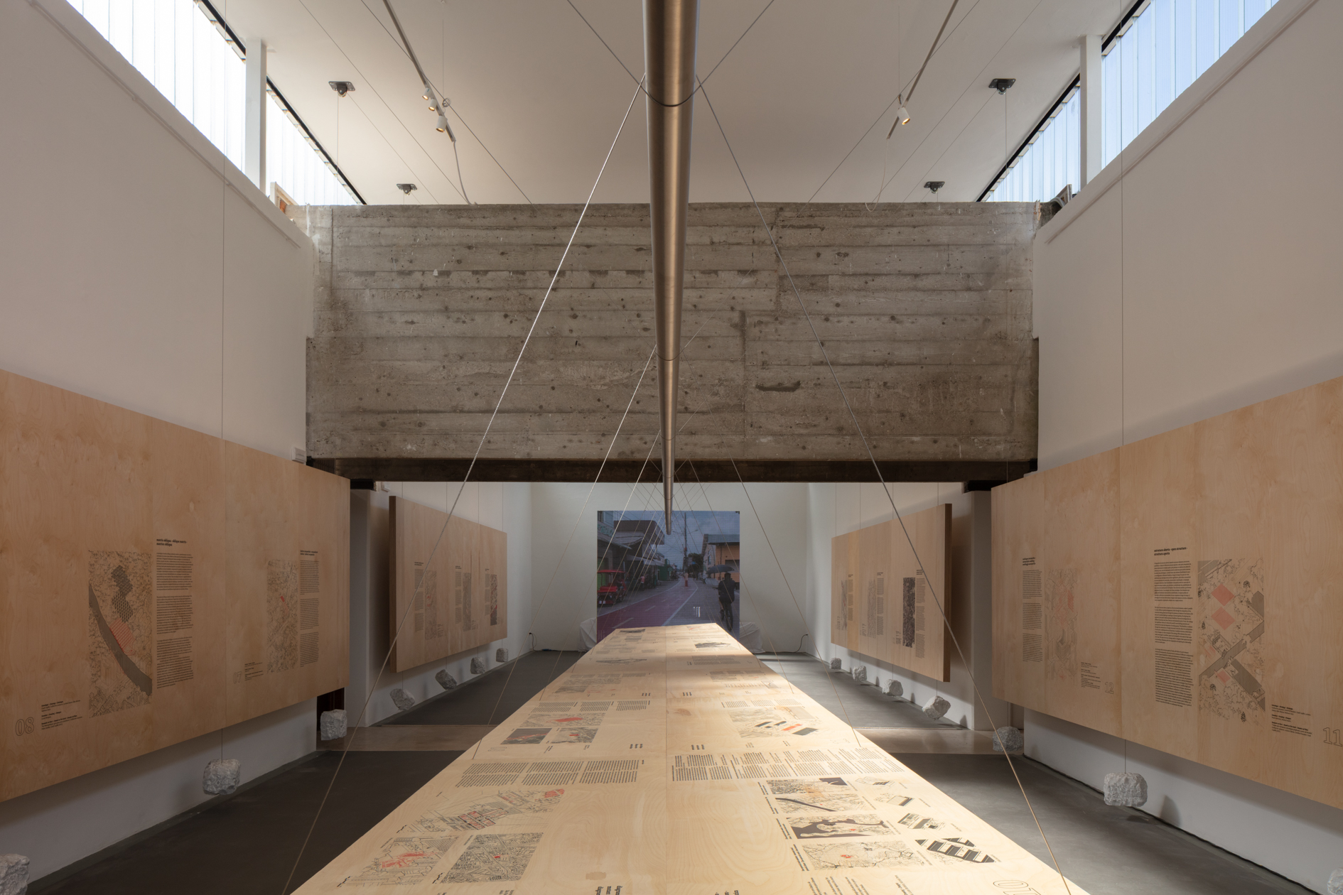 Imagem interna no Pavilhão do Brasil na Bienal de Veneza 2025