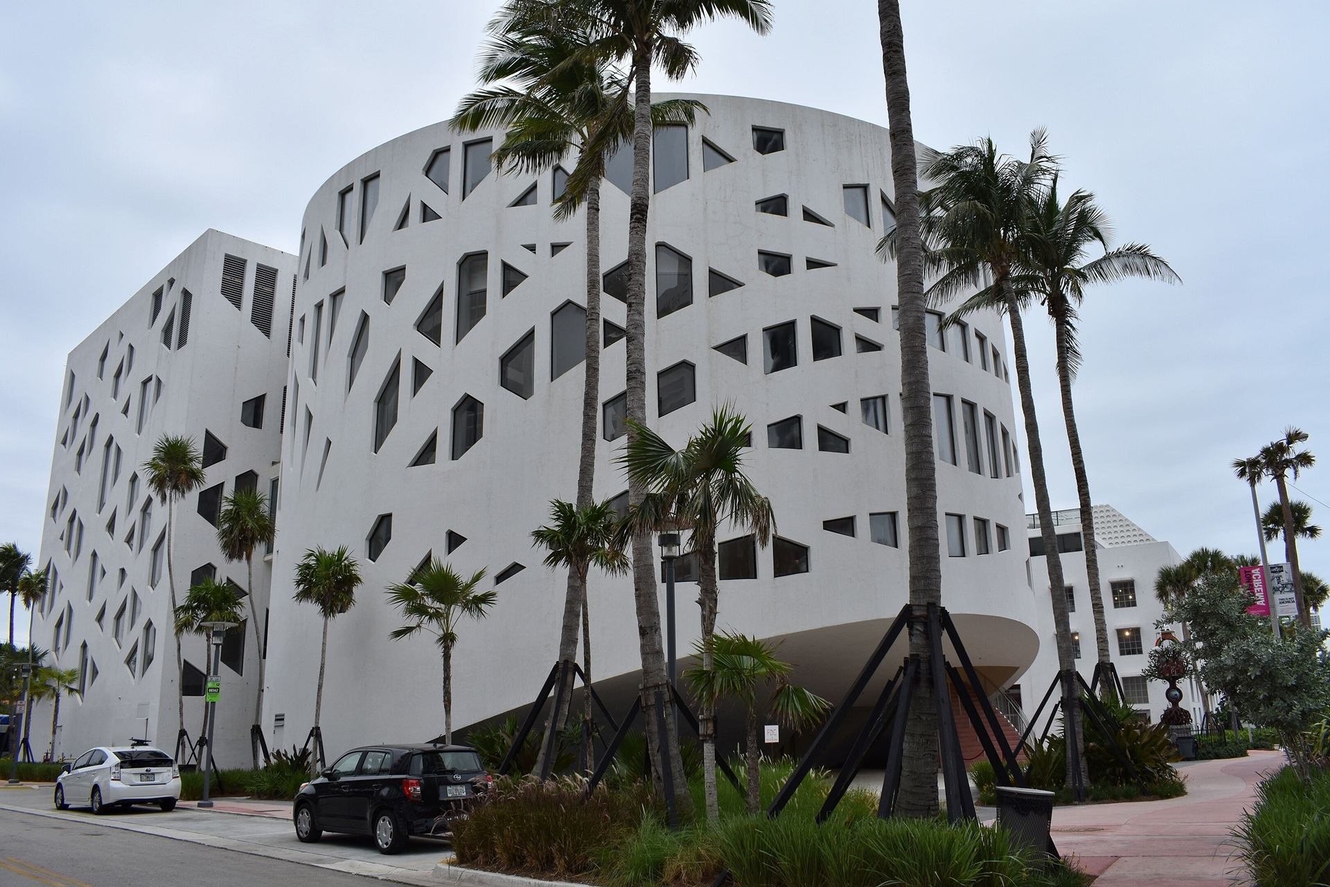 Faena Forum, Miami, em visão do lado de fora