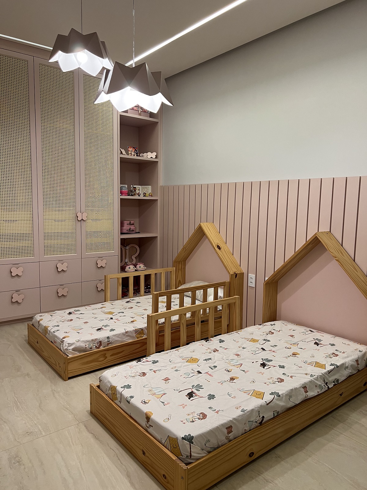 quarto infantil com projeto de marcenaria