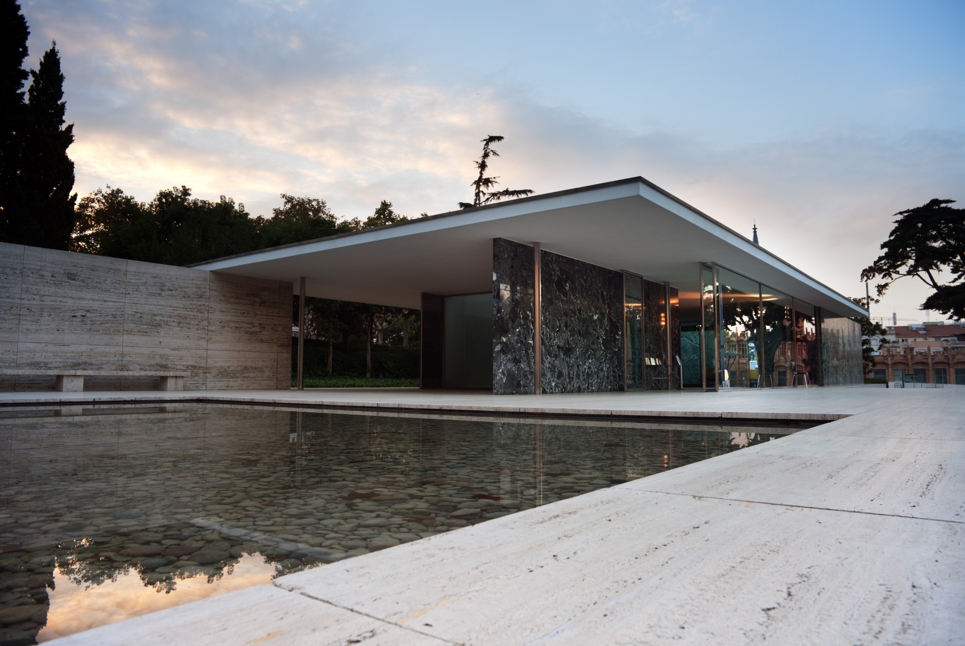 Pavilhão Mies van der Rohe, em Barcelona