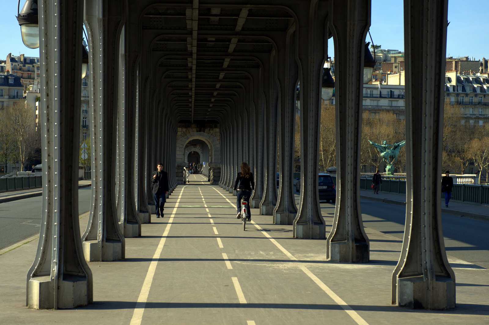 ponte bir-hakeim