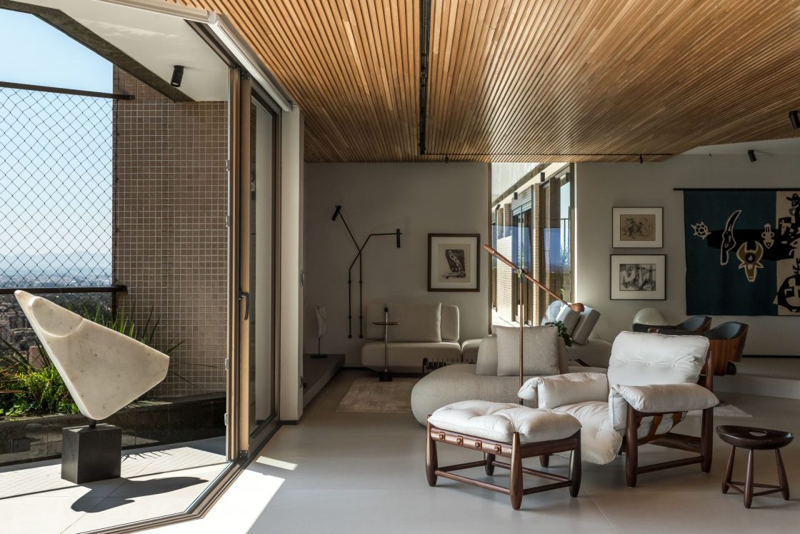 Porcelanato Ms. Barcelona Cristal, da Portobello, proporciona amplitude ao Apartamento RG (Projeto: Alessandra Gandolfi Arquitetura e Interiores)