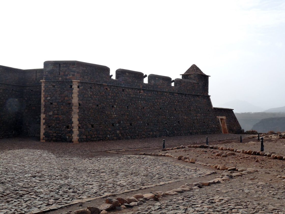 Forte Real de São Filipe, fortificação do fim do século 16 construída para proteger a antiga Ribeira Grande, atual Cidade Velha, na Ilha de Santiago